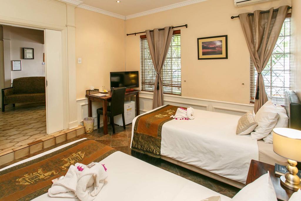 Sun Bell Lodge Bellville Ngoại thất bức ảnh
