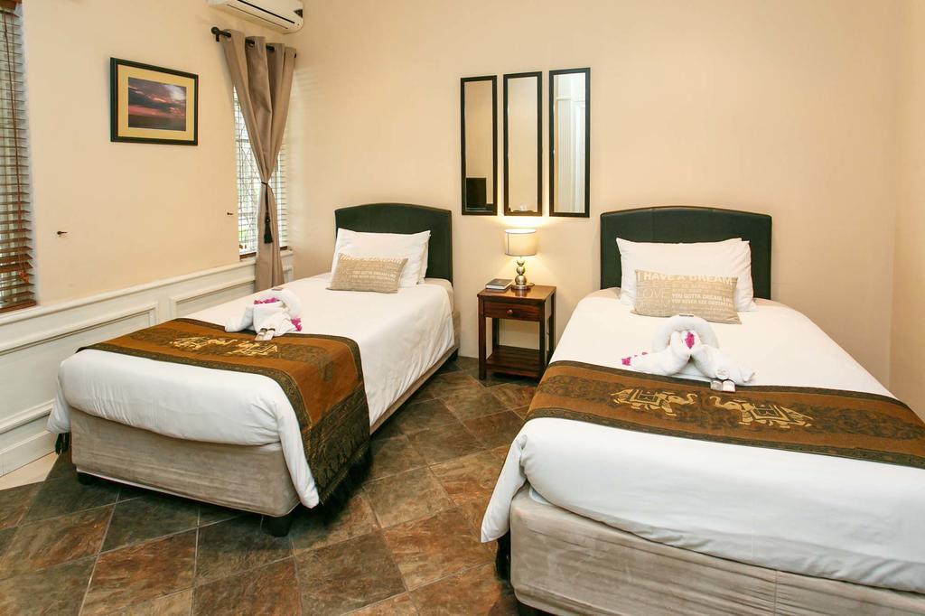 Sun Bell Lodge Bellville Ngoại thất bức ảnh