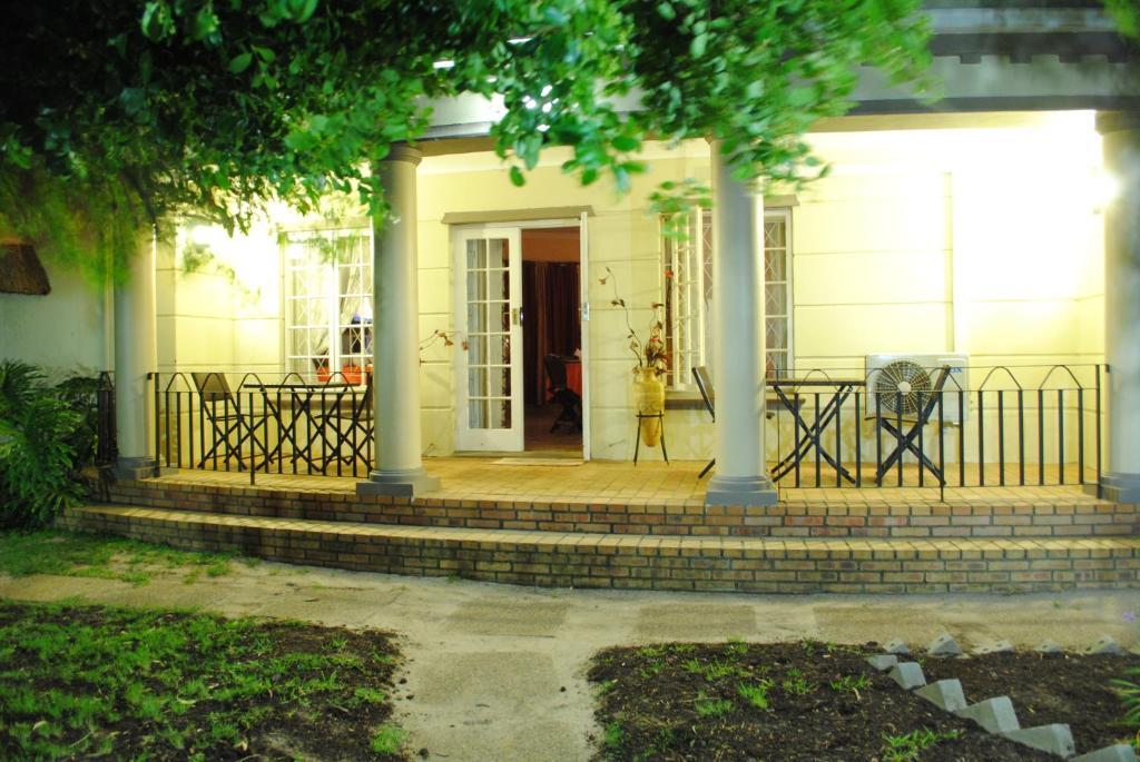 Sun Bell Lodge Bellville Ngoại thất bức ảnh