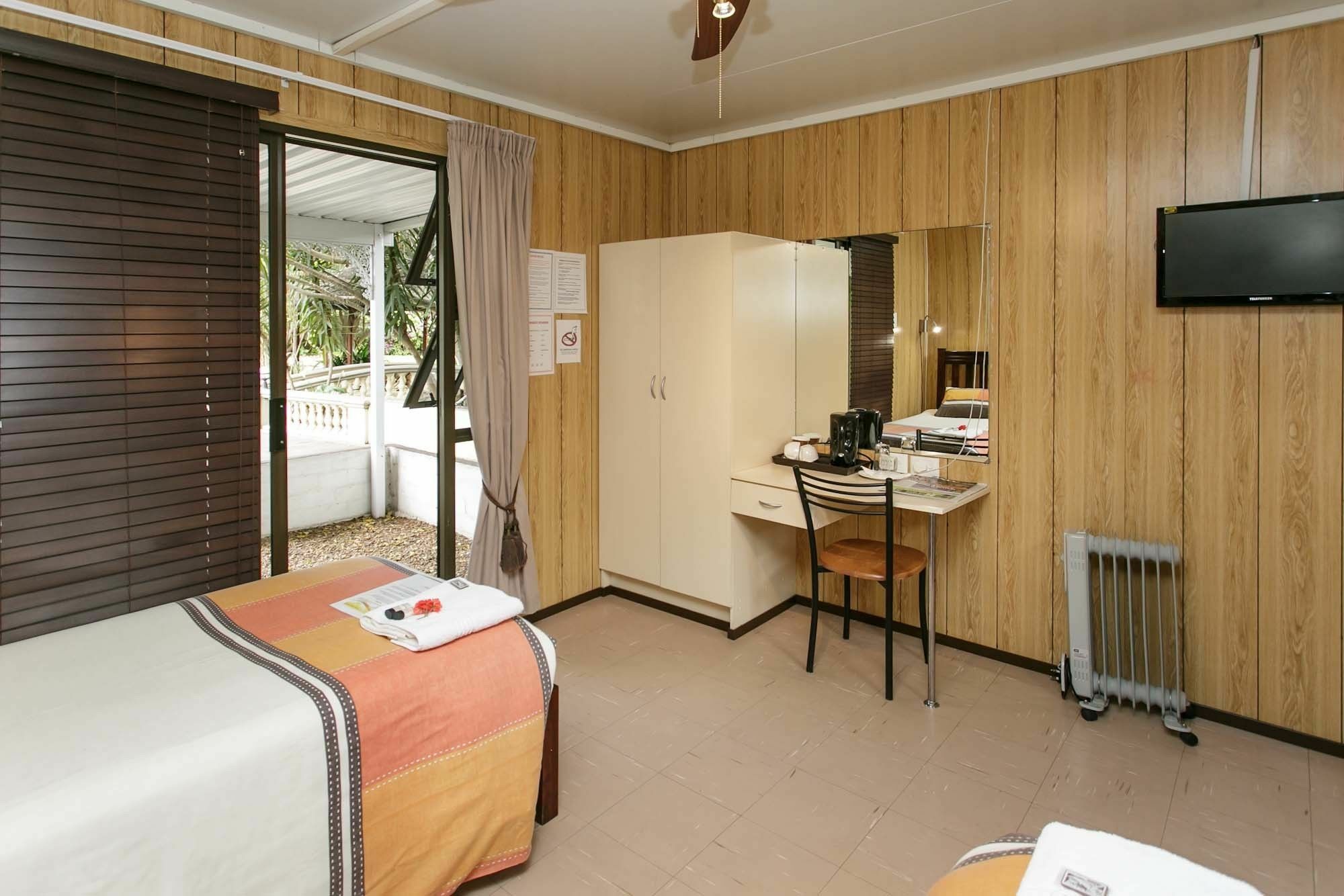 Sun Bell Lodge Bellville Ngoại thất bức ảnh